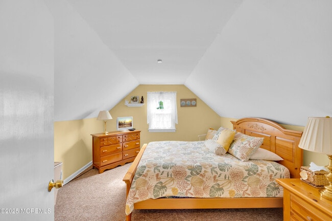 Building Photo - 2203 3rd Ave