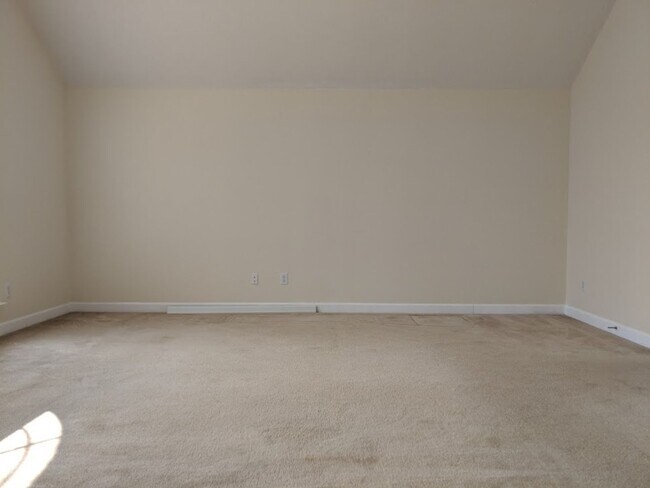 Building Photo - CANE RIDGE MOVE IN SPECIAL - FIRST MONTH F...