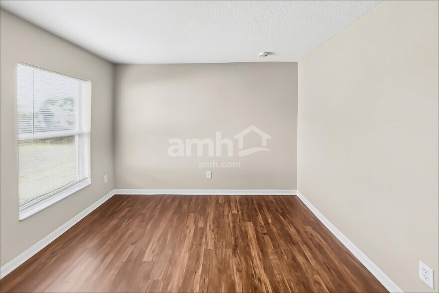 Building Photo - 1689 SW Morelia Ln
