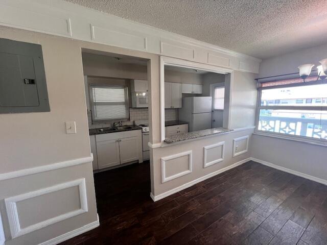 Building Photo - 5600 N Banana River Blvd