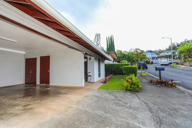 Building Photo - 99-1362-1362 Hele Mauna Pl