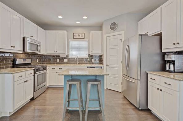 Upgraded Kitchen, granite countertops and stainless steal appliances - 1916 tripshaw lane