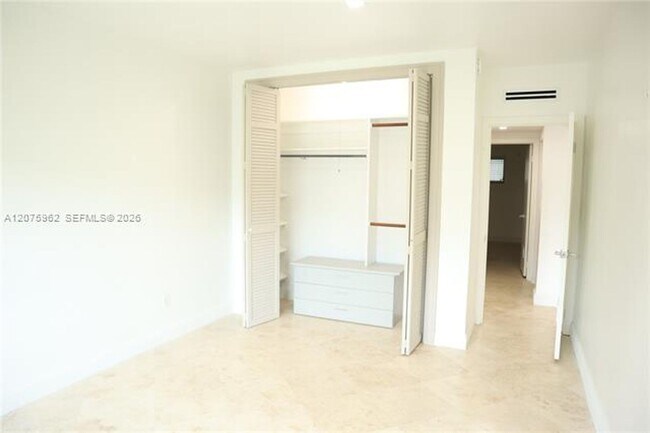 Building Photo - 13105 Ixora Ct