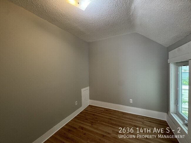Building Photo - 2636 14th Ave S