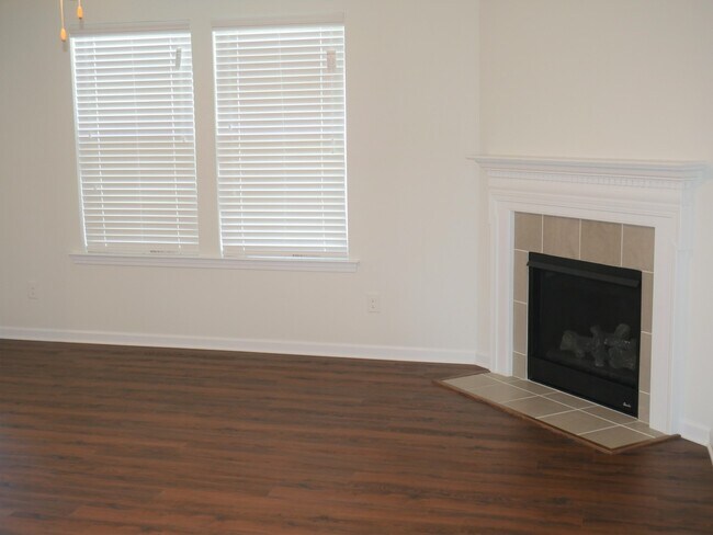 Building Photo - 5733 Midstream Cir