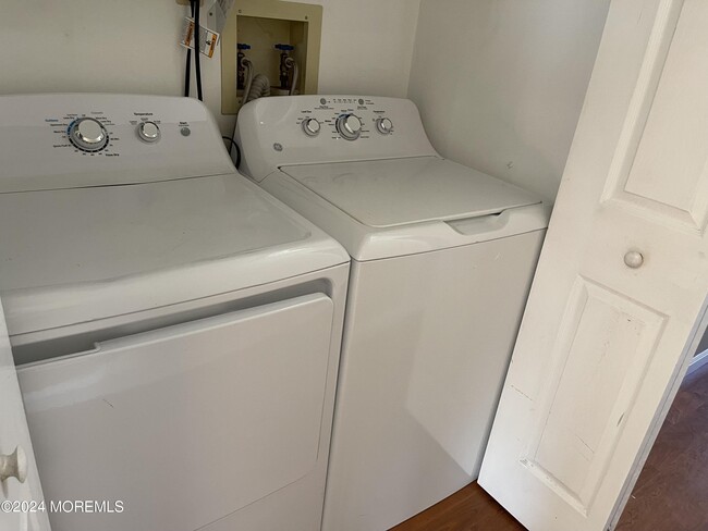 Building Photo - 173 Edinburgh Ct