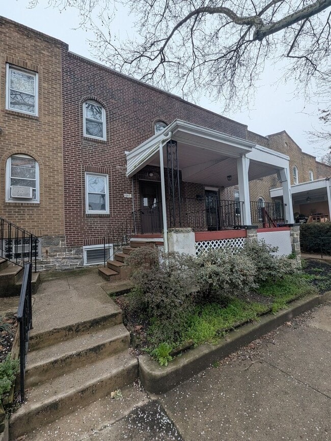Building Photo - Front Porch Row - Overbrook Park