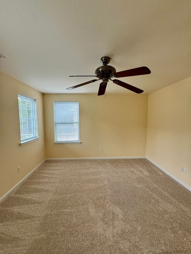 Building Photo - 4BR/3BA Home in Winding Walk