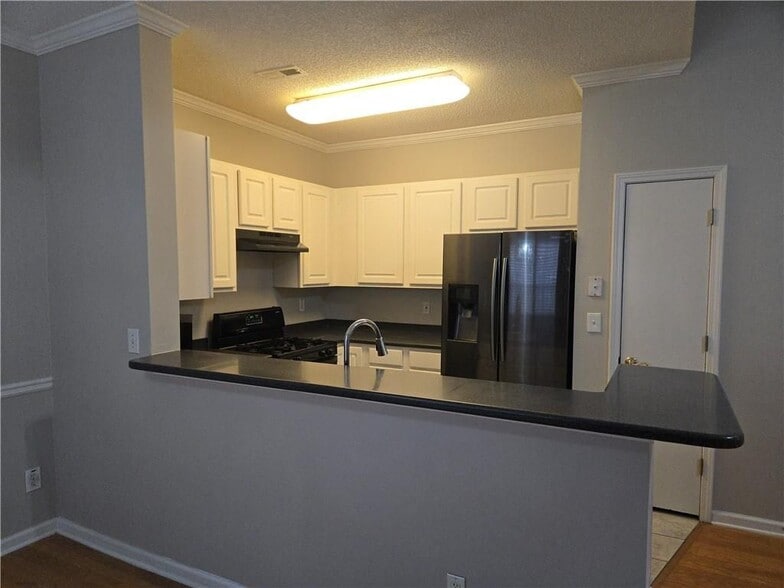 Building Photo - 2581 Laurel Cir NW