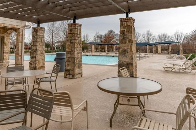 Building Photo - 708 Creekside Dr