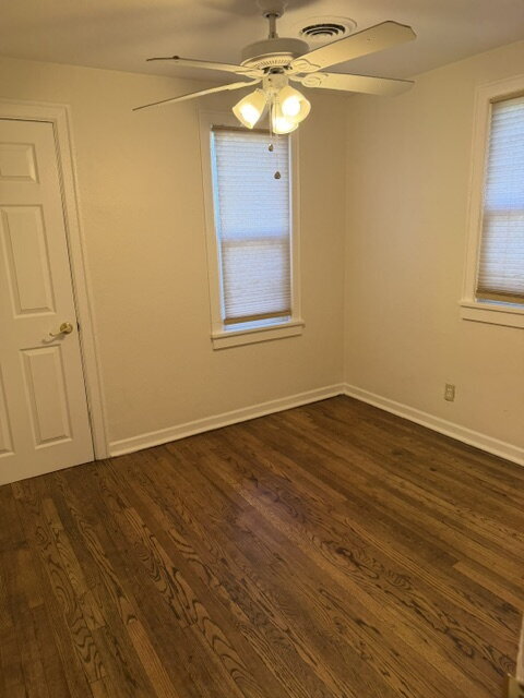 Building Photo - "Charming 3-Bedroom Home with Hardwood Elegance on Hanover Street, Aurora!"