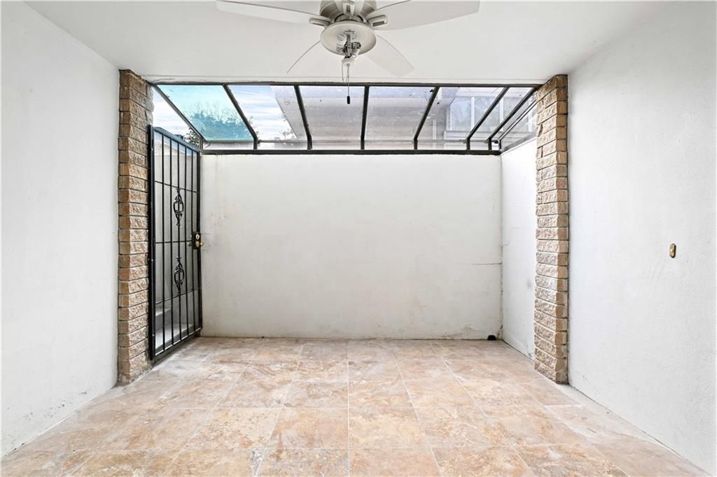 Building Photo - 4300 Roswell Rd NE