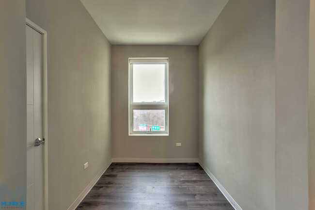 Floorplan - 851 West