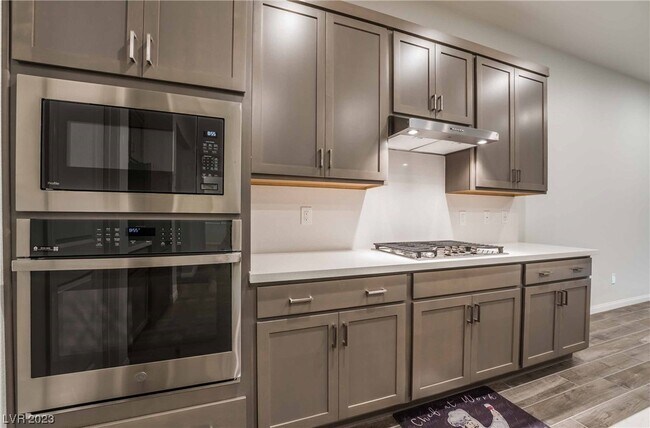 Building Photo - 533 Cadence Vista Dr