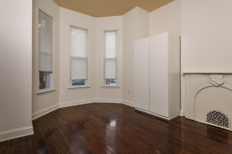 Building Photo - 3830 Baring St