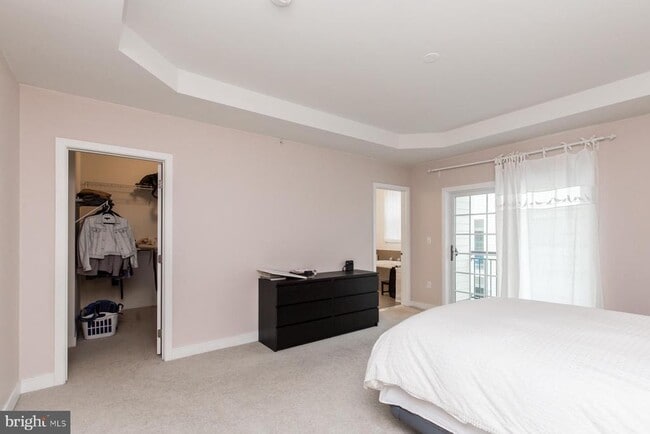 Building Photo - 207 Brinley Ct