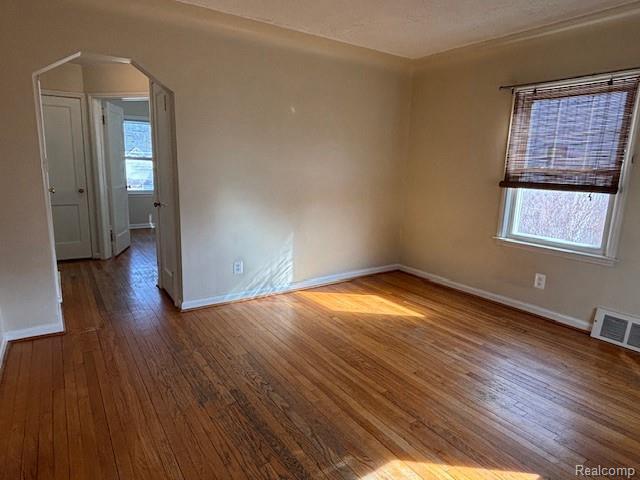 Building Photo - 1928 Bacon Ave