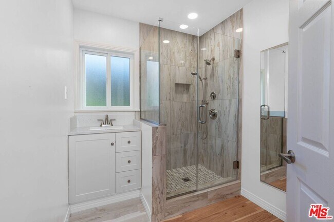 main bathroom - 12013 Califa St