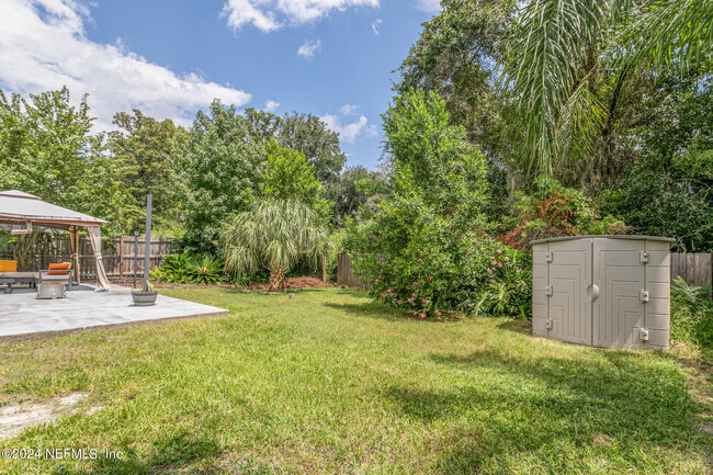 Building Photo - 8621 Goodbys Trace Dr