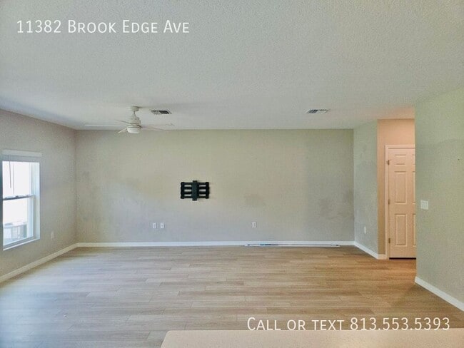 Building Photo - 11382 Brook Edge Ave