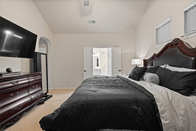 Building Photo - 12480 Pond Cypress Ln