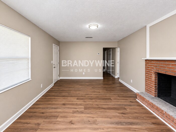 Building Photo - 5649 Falcon St W