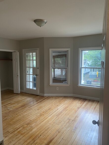 Master Bedroom - 134 Shelton Ave
