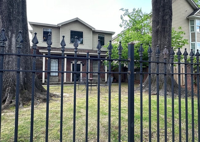 Building Photo - 65 N Belvedere Blvd