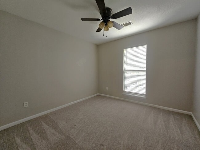 Building Photo - 309 Burgamy Way