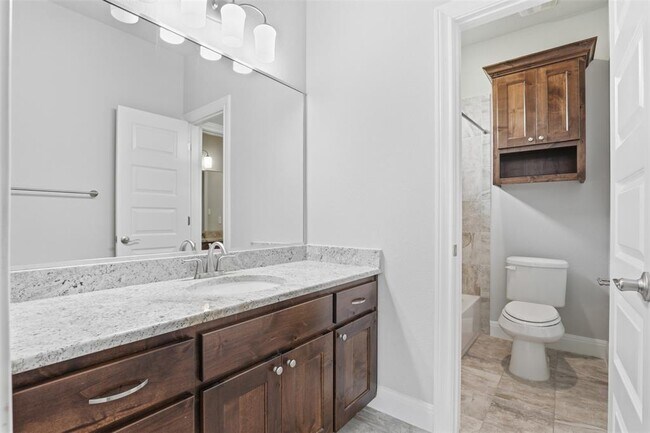 Building Photo - 2440 Greatwood Trl