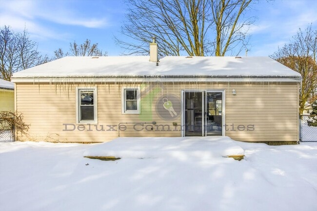 Building Photo - Spacious 3 Bedroom Single Family Home Near Downtown GR | $1795