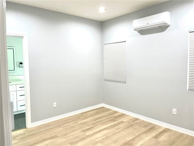 Building Photo - 2735 Earle Ave