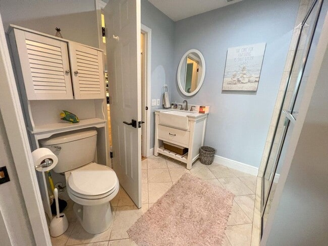 Building Photo - Palm City Home with Dock and Lift