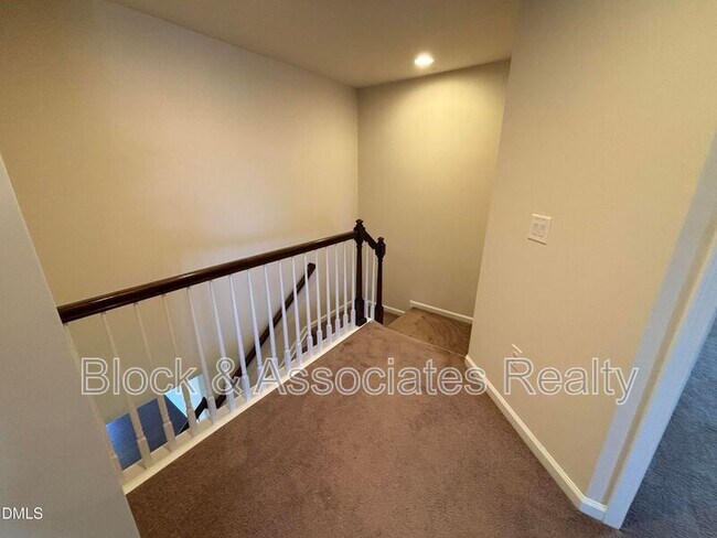 Building Photo - 1009 Magnolia Blossom Ln