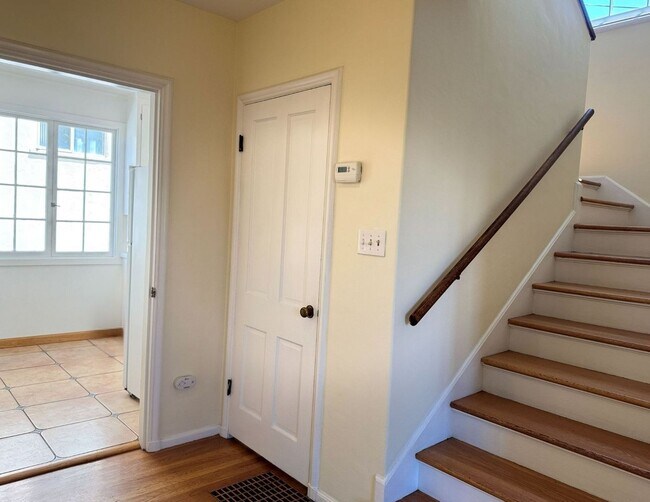 Building Photo - This is a Berkeley Lifestyle. | 3BR | 1.5BA | 1,450 SF | Just Steps from Campus