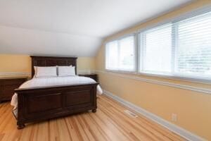 Building Photo - 1300 Dodge St