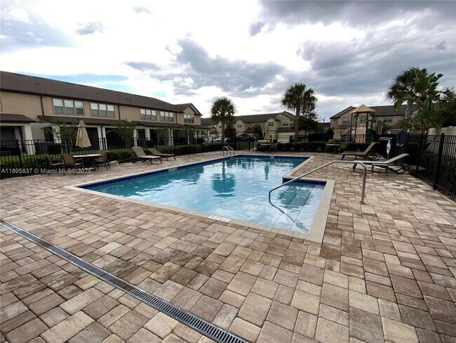 Building Photo - 3028 Alessa Loop