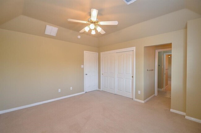 Building Photo - 5503 Langhorne Ct