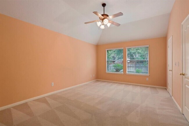 Building Photo - 11618 Columbia Pines Ln