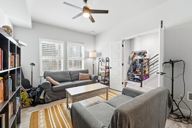 Building Photo - 2272 Old Rail Wy