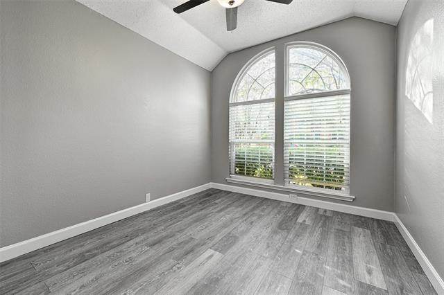 Building Photo - 4109 Pinewood Dr