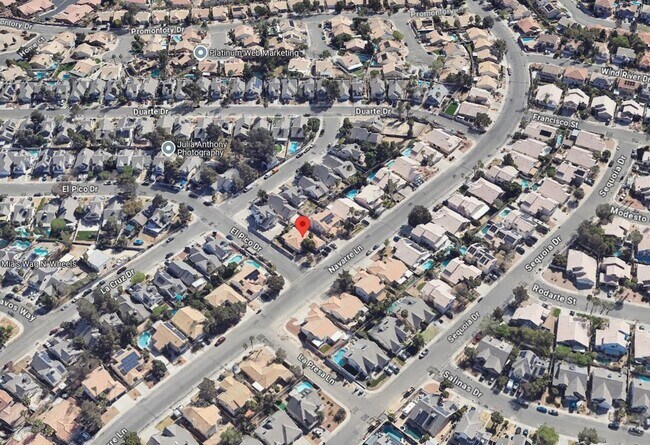 Building Photo - 1720 Navarre Ln