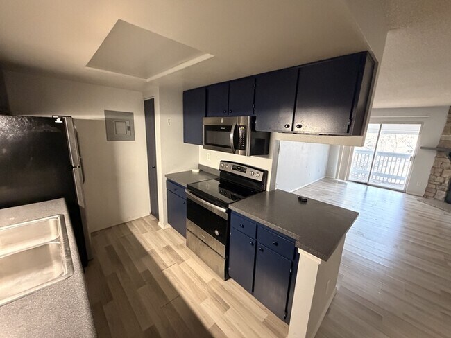 Building Photo - 14424 E Colorado Dr