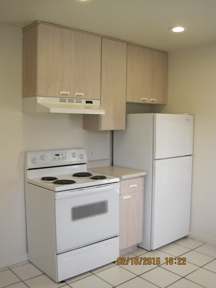 Building Photo - 165 W 200 N