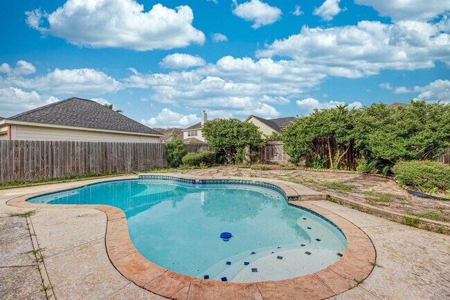 Building Photo - 17826 Island Spring Ln