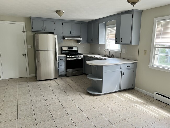 Building Photo - 138 Carroll St