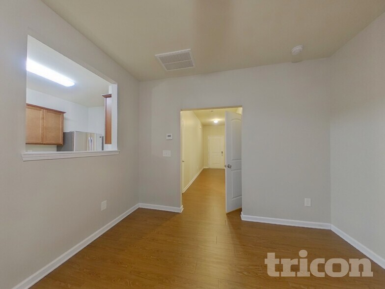 Building Photo - 2058 Aragon Lane