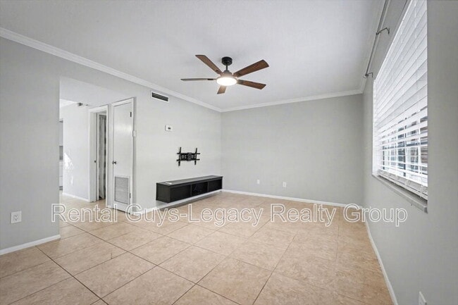 Building Photo - 8204 Oxford Forest Dr