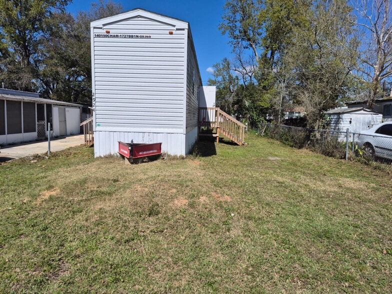 Building Photo - 2920 Dover Ln