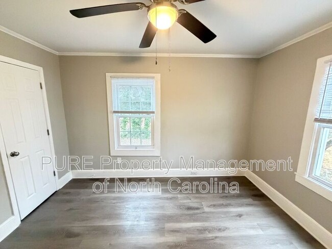 Building Photo - 231 Fairview Dr